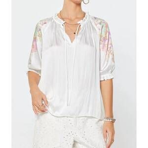 NEW CURRENT AIR floral printed v-neck blouse in white
